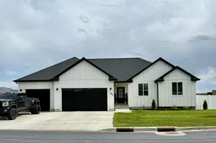 1384 E Abigail Ln, Eagle Mountain, UT 84005 - Photo 1