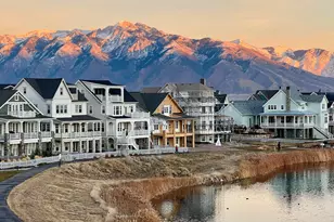 11048 S Paddle Board Way, South Jordan, UT 84009 - Photo 2