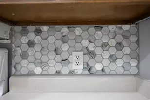 323 S Peach Ln, Bountiful, UT 84010 - Photo 12