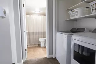 323 S Peach Ln, Bountiful, UT 84010 - Photo 24