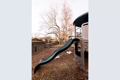 323 S Peach Ln, Bountiful, UT 84010 - Photo 42