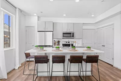 38 N Riverside Dr #152, Saratoga Springs, UT 84045 - Photo 2