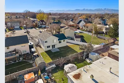1722 W Joust Ct, Salt Lake City, UT 84116 - Photo 32