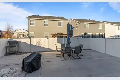 2092 W 3250 S, Syracuse, UT 84075 - Photo 30