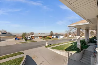 2671 S Edgehill Dr E, Bountiful, UT 84010 - Photo 32