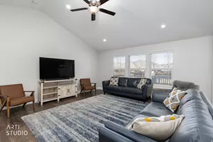 178 N Maple Bend Dr, Spanish Fork, UT 84660 - Photo 2