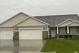 355 S 200 W, Orangeville, UT 84537 - Photo 2