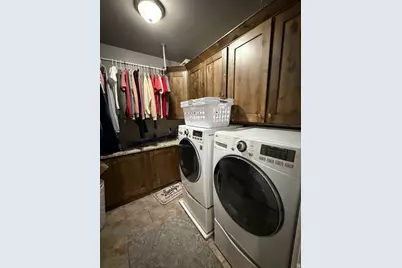 355 S 200 W, Orangeville, UT 84537 - Photo 16