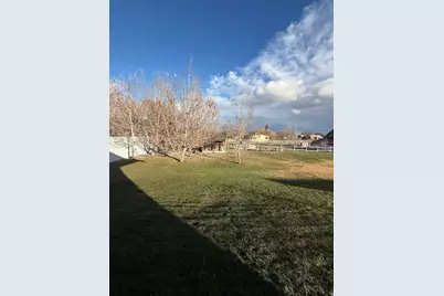 355 S 200 W, Orangeville, UT 84537 - Photo 44