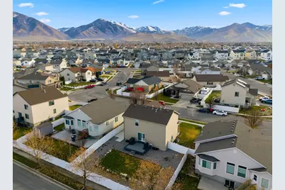 366 W Diamant Ln N, Tooele, UT 84074 - Photo 30