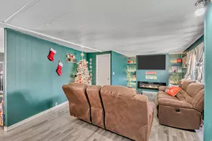 286 N Lionel St W, North Salt Lake, UT 84054 - Photo 6