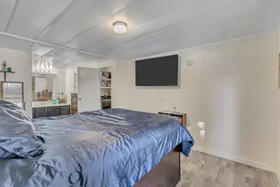 286 N Lionel St W, North Salt Lake, UT 84054 - Photo 12