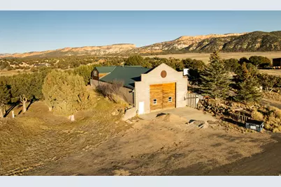 2250 E Paunsaugunt Dr, Hatch, UT 84735 - Photo 44