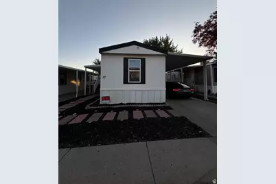 935 E 3000 N #27, Layton, UT 84040 - Photo 1