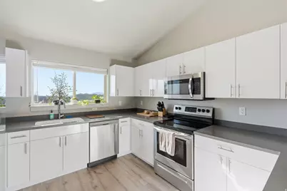 1140 W 950 N #402, Orem, UT 84057 - Photo 14