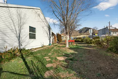 196 S 6th St, Tooele, UT 84074 - Photo 20