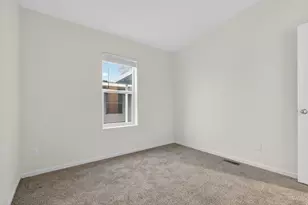 1700 W 2700 N, Pleasant View, UT 84404 - Photo 22
