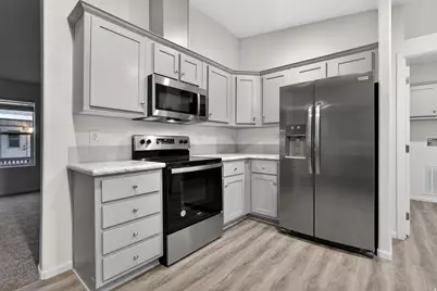 1700 W 2700 N #114, Pleasant View, UT 84404 - Photo 10