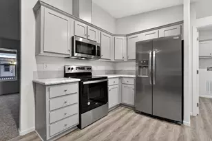 1700 W 2700 N, Pleasant View, UT 84404 - Photo 10