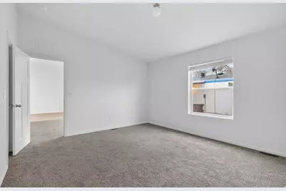 1700 W 2700 N #114, Pleasant View, UT 84404 - Photo 16