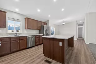1700 W 2700 N, Pleasant View, UT 84404 - Photo 10