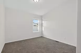 1700 W 2700 N, Pleasant View, UT 84404 - Photo 18