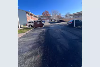 556 N Fairfield Rd #A-3, Layton, UT 84041 - Photo 4