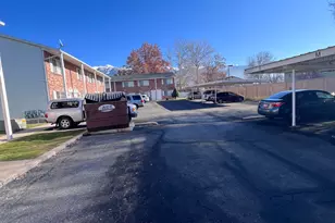 556 N Fairfield Rd, Layton, UT 84041 - Photo 4