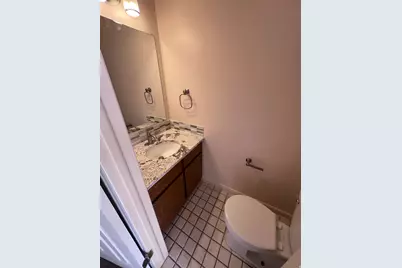 556 N Fairfield Rd #A-4, Layton, UT 84041 - Photo 2