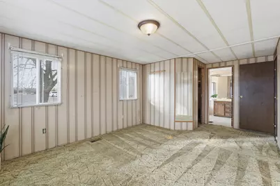 250 N 200 W, Roosevelt, UT 84066 - Photo 16