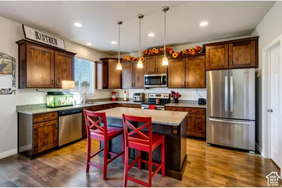 7523 N Evans Ranch Dr E, Eagle Mountain, UT 84005 - Photo 8