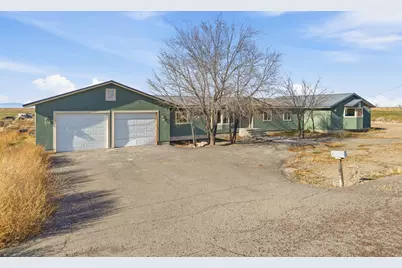 1025 N Main St, Hinckley, UT 84635 - Photo 28
