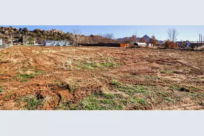 1473 N Rome Way, Apple Valley, UT 84737 - Photo 32
