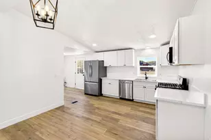 1473 N Rome Way, Apple Valley, UT 84737 - Photo 12