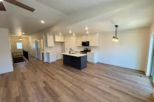 91 S 400 W, Kaysville, UT 84037 - Photo 6