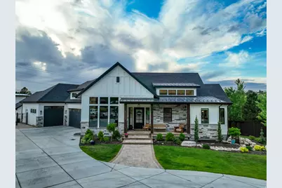 8122 S Willow Creek Cv, Cottonwood Heights, UT 84093 - Photo 1