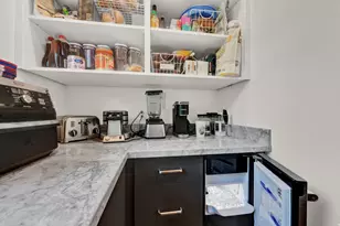 8122 S Willow Cv, Cottonwood Heights, UT 84093 - Photo 26