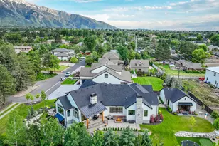 8122 S Willow Cv, Cottonwood Heights, UT 84093 - Photo 6