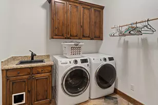 946 S Meadow Lark Ln E, Huntsville, UT 84317 - Photo 46