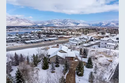 946 S Meadow Lark Ln E, Huntsville, UT 84317 - Photo 90