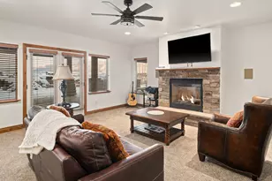 946 S Meadow Lark Ln E, Huntsville, UT 84317 - Photo 50