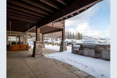 946 S Meadow Lark Ln E, Huntsville, UT 84317 - Photo 76