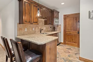 946 S Meadow Lark Ln E, Huntsville, UT 84317 - Photo 56