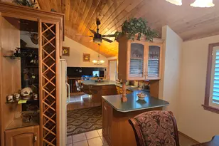 11077 S Susan Dr E, Sandy, UT 84092 - Photo 12