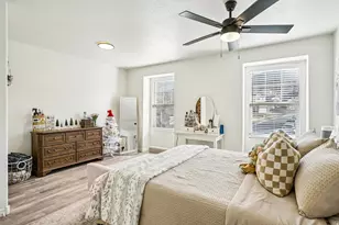 139 E Wayfield Dr S, Draper, UT 84020 - Photo 14