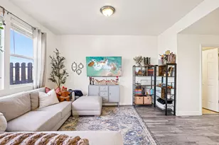 139 E Wayfield Dr S, Draper, UT 84020 - Photo 6