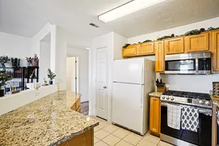 139 E Wayfield Dr S, Draper, UT 84020 - Photo 10