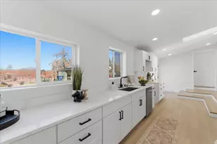 9886 S Antimony Ln, Sandy, UT 84094 - Photo 8