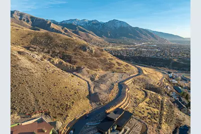 2427 S Cannon Point Dr, Salt Lake City, UT 84109 - Photo 6