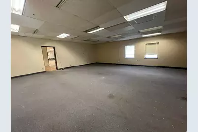 2533 N Rulon White Blvd, Ogden, UT 84404 - Photo 10